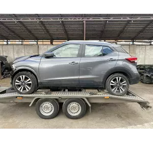 Передние двери левая сторона водитель Nissan Kicks 2018-2023 Передние двери левая сторона водитель Nissan Kicks 2018-2023