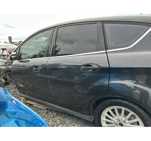 PE1C1R24631AA Задні ліві двері Ford C-max mk2 2011-2018 Колір UH Чорний металік PE1C1R24631AA Задні ліві двері Ford C-max mk2 2011-2018 Колір UH Чорний металік