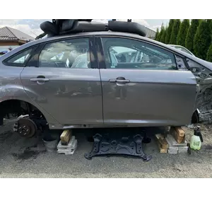 Ford Focus mk3 11-18 / Форд фокус двері передні задні ліві праві Ford Focus mk3 11-18 / Форд фокус двері передні задні ліві праві