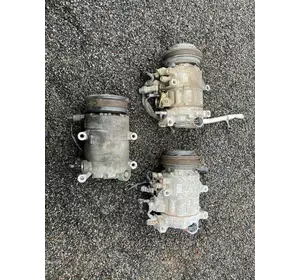 EV61-19D629-BA FWYFA Компрессор кондиционера Ford Focus mk3 11-18 EV61-19D629-BA FWYFA Компрессор кондиционера Ford Focus mk3 11-18