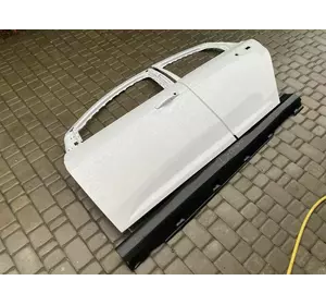 Двері передні ліві форд фокус оригінал б/у Ford Focus mk3 11-18 Двері передні ліві форд фокус оригінал б/у Ford Focus mk3 11-18