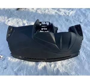 Ford Focus mk3 11-18 торпедо передня панель з AirBag консоль Ford Focus mk3 11-18 торпедо передня панель з AirBag консоль