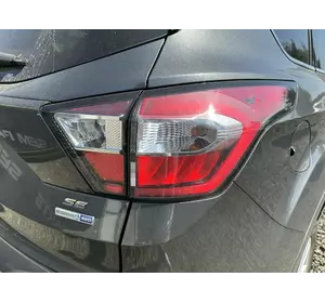 GJ5Z13404H Задній правий ліхтар в крило Ford Escape mk3 2017-2019 Рест GJ5Z13404H Задній правий ліхтар в крило Ford Escape mk3 2017-2019 Рест