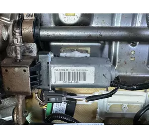 C01848-100 Моторчик регулювання сидіння лівого Ford C-max, Escape 11-19 C01848-100 Моторчик регулювання сидіння лівого Ford C-max, Escape 11-19