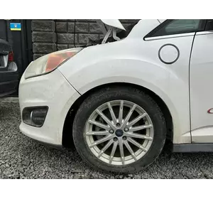 Крило ліве під зарядку люк лючок Ford C-max mk2 2011-2018 L Крило ліве під зарядку люк лючок Ford C-max mk2 2011-2018 L