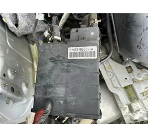 FV63-9E857-A Фільтр вугільний, Абсорбер Ford C-max mk2 11-18 FV63-9E857-A Фільтр вугільний, Абсорбер Ford C-max mk2 11-18