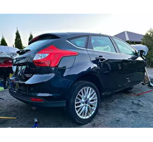 Ford Focus mk3 11-18 сідан хетч кузов частини четверть Ford Focus mk3 11-18 сідан хетч кузов частини четверть