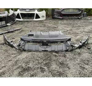 Ford Focus mk3 11-15 дорест птиця панель під бампер Ford Focus mk3 11-15 дорест птиця панель під бампер