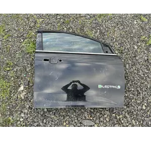 BM51-A20124-B Передні праві двері Ford Focus mk3 2011-2018 PNT: UH Колір Чорний металік BM51-A20124-B Передні праві двері Ford Focus mk3 2011-2018 PNT: UH Колір Чорний металік