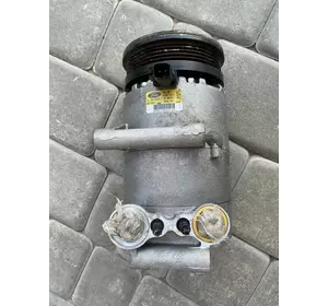 Компрессор кондиционера Ford Focus mk3 11-15 2,0 дорест Компрессор кондиционера Ford Focus mk3 11-15 2,0 дорест