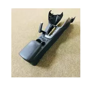 Салон центральная кулица консоль Ford Focus mk3 11-18 Салон центральная кулица консоль Ford Focus mk3 11-18