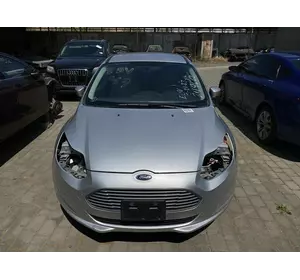 Передний бампер Ford Focus mk3 Electric | Форд Фокус мк3 Передний бампер Ford Focus mk3 Electric | Форд Фокус мк3