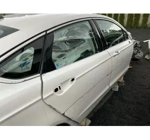 Двери правая сторона Ford Fusion mk5 2012-2020 Двери правая сторона Ford Fusion mk5 2012-2020