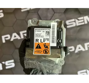 Блок управління AirBag SRS Блок 0 285 014 241 \ 98820 5RL0A \ ZE5RL196131218 Блок управління AirBag SRS Блок 0 285 014 241 \ 98820 5RL0A \ ZE5RL196131218