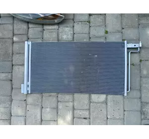 Радіатор води та кондиціонер форд фокус Ford Focus mk3 11-18 бампер Радіатор води та кондиціонер форд фокус Ford Focus mk3 11-18 бампер