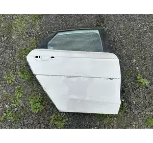 DS7Z5424630A Двері задні праві Ford Fusion mk5 2012-2020 PNT: UG Колір Білий перламутр (Має не значні пошкодження) DS7Z5424630A Двері задні праві Ford Fusion mk5 2012-2020 PNT: UG Колір Білий перламутр (Має не значні пошкодження)