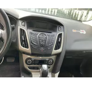Центральная консоль монитор экран ford Focus 2011-2015 mk3 Центральная консоль монитор экран ford Focus 2011-2015 mk3