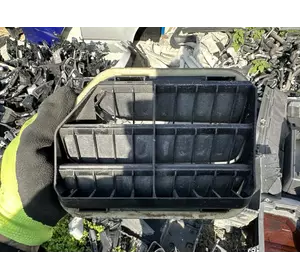 BM51-A019K51-A B Решітка вентиляції внутрішня Ford Focus mk3 2011-2018 BM51-A019K51-A B Решітка вентиляції внутрішня Ford Focus mk3 2011-2018