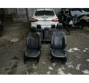 Шкіряний салон з підігрівом кожаные сидение Ford Focus mk3 11-18 Шкіряний салон з підігрівом кожаные сидение Ford Focus mk3 11-18