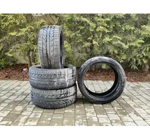 Спортивна резина гума шини Ford Focus RS ST 235/40ZR18 Спортивна резина гума шини Ford Focus RS ST 235/40ZR18
