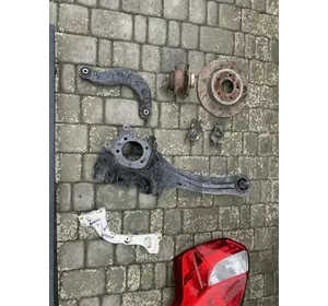 Ford Focus mk3 гітара ричаг балка задня тормозний диск Ford Focus mk3 гітара ричаг балка задня тормозний диск